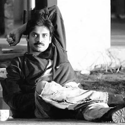 sridhar07___'s profile picture. Bad times create strong men.