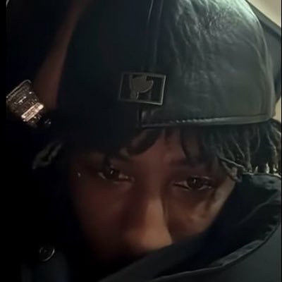 topleele's profile picture. @ggyoungboy 😘