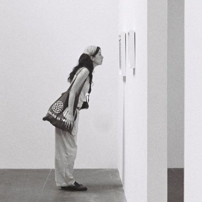 mesverses's profile picture. 