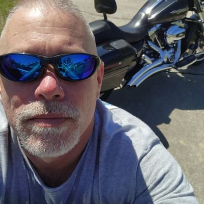 RoyceRowla96020's profile picture. WARNING CONTAINS EXPLICIT  CONTENT  !!!