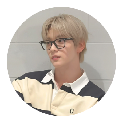 soowbcin's profile picture. (𝐓𝐗𝐓) +444 https://t.co/koQX6dVZsg ヽ paper skin, velvet thoughts, dreams folded like letters. 최수빈 — 잉크 속의 속삭임 ✧