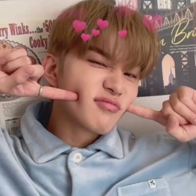 bowjwwow's profile picture. 