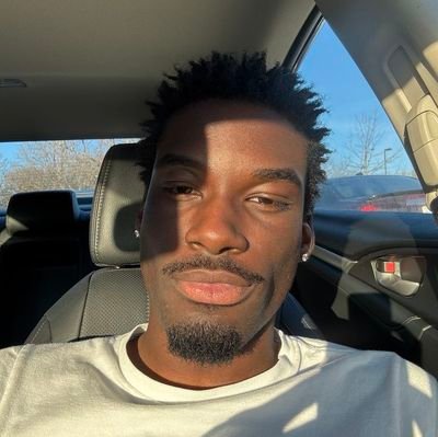 Dereal_Micheal's profile picture. 