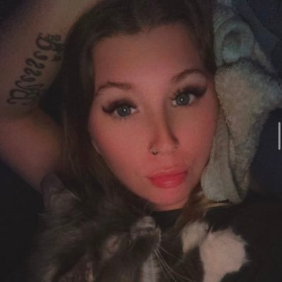 IsabelMG1k's profile picture. naughty by nature