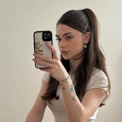 maiaref__'s profile picture. ⠀⠀ 24. — 𝘧𝘰𝘳𝘦𝘷𝘦𝘳 𝘪𝘯 𝘭𝘰𝘷𝘦 𝘸𝘪𝘵𝘩 𝘴𝘱𝘳𝘪𝘯𝘨 | 𝘧𝘳𝘪𝘦𝘯𝘥𝘭𝘺 𝘴𝘰𝘶𝘭 ✨