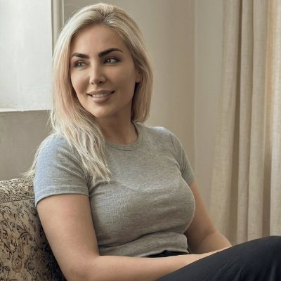 AzarfarNeg49479's profile picture. 👩‍⚕️ پرستار | خدمت به سلامت جامعه
📚 علاقه‌مند به علم و یادگیری
🌿 به دنبال آرامش و رشد فردی
💬 همیشه آماده برای کمک و حمایت