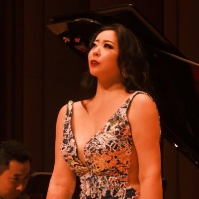 MistressRyuki's profile picture. 40人の弟子を持つオペラ歌手の女王様｜テキーラ・マエストロ｜メスカレロ🥃｜音楽講師歴15年越｜東京藝術大学及び同大学院修了｜都内音楽教室・料理教室経営