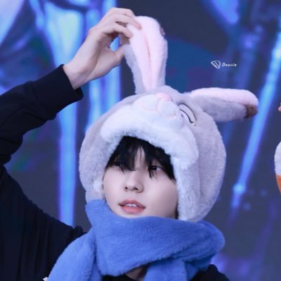 aegibomb's profile picture. Maybe I'll be the life of you instead! #수빈