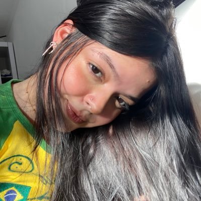 gabilimaprado's profile picture. eu nasci assim eu cresci assim e sou mesmo assim vou ser sempre assim gabriela sempre gabriela