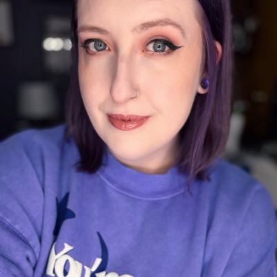 Katie128x's profile picture. 𝖙𝖍𝖎𝖗𝖙𝖞-𝖙𝖍𝖗𝖊𝖊 | 𝟙𝟘.𝟚𝟠.𝟚𝟛♡ | 𝖘𝖍𝖊/𝖍𝖊𝖗 ✧*̣̩⋆̩☽⋆゜