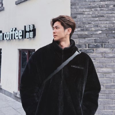 Jsss_18's profile picture. #禁止未滿十八歲觀看🔞 🇹🇼Taiwan AV Actor #整骨 #指油壓 🫦 #享受兩人之間的粉紅氣氛 #回憶記載著妳與我🩶✈️ 重慶11/25-29北京11/29-12/4 #各社群平台下🔻