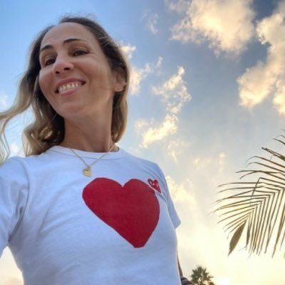 PinkTaxiRunner's profile picture. 