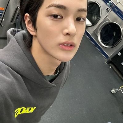 ddwux's profile picture. 🌟 just for fun