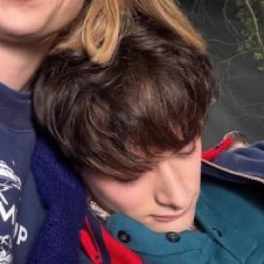 caninegutss's profile picture. • boyfailure • saw korn 09/28 • will byers irl • i miss clouds. i miss you.