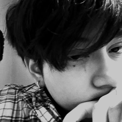 icaruszaan's profile picture. 