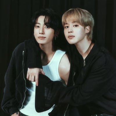 mochicookie1358's profile picture. 💜BTS | I ramble a lot about 🐰🐥 | 30+| my jikook edit page @mingukkie_edits