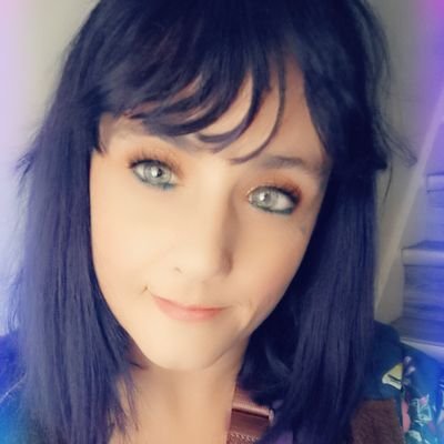 mandeebug69's profile picture. 🐝 ⚕️ 💙 Majin Mandee 💙 doll me up cause I’m a brat 😘😉