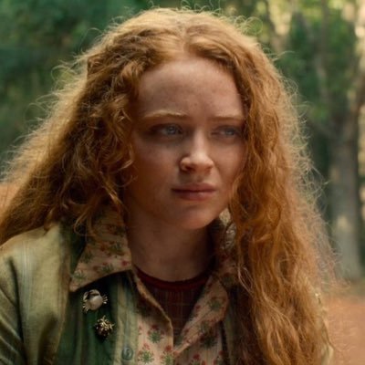 evnbuckleys's profile picture. that one girl who doesn’t play about evan buckley