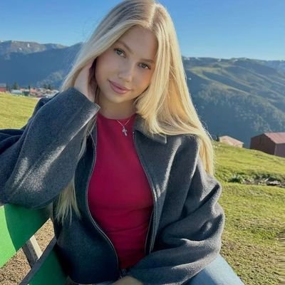 itsbonnie_908's profile picture. Believe in your small steps  they’re quietly building the life you dream of.