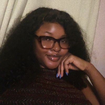 Izy_daraa's profile picture. •Pro woman • ART•👩🏽‍💻Python• AI/ML 🔜• Jots. 3/7/25 🪽