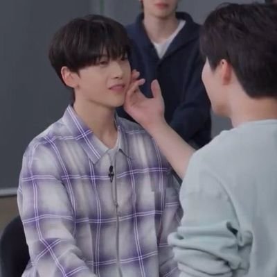 PizzielovesTay's profile picture. she/her | 23  💘 big yaoi enthusiast