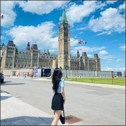 VHbumu82277's profile picture. I’m my own muse.