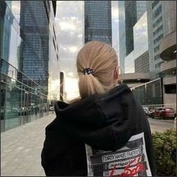 fbwdt4232's profile picture. Stars can’t shine without darkness.