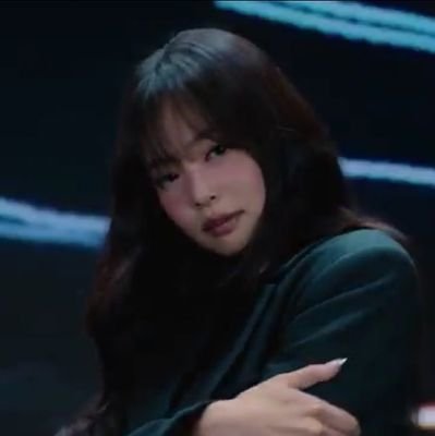 ZlxLeny's profile picture. chelley and jennie stan💎🍒