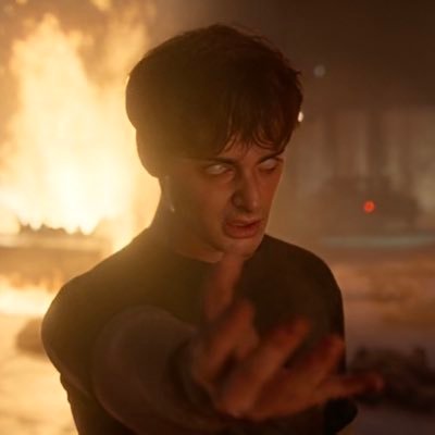 ad0rerosie's profile picture. multi-fandom | wrestling | ex-editor | fan acc | future voice actor 🎙️| followed by goats 💙💛˙⋆.˚