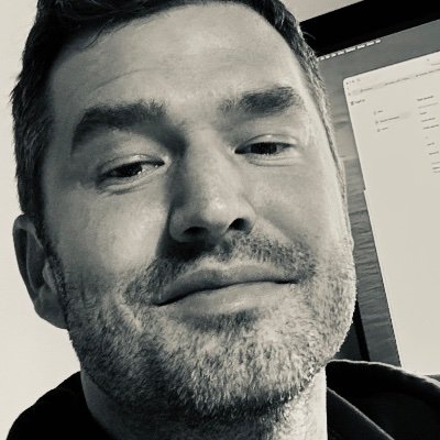 robin_daydrop's profile picture. Builder for years. Running a 500k MRR company.
Now building a journaling app for people who are too busy to journal.
