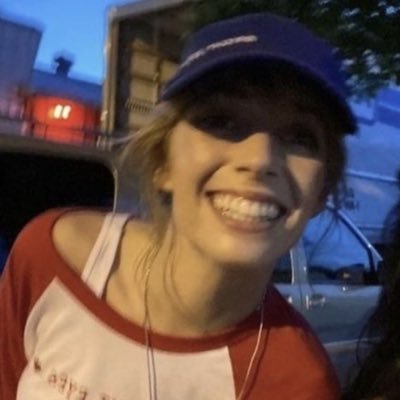 evildeadyaoi's profile picture. #ROBINBUCKLEY : i had all the answers. 🍓