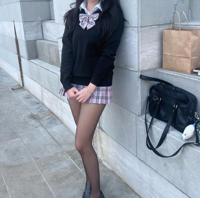 KalleSrinivasa1's profile picture. 32歳 / 155cm / 45kg / 独身 / 看護師 / 街をゆっくり歩くのがすき