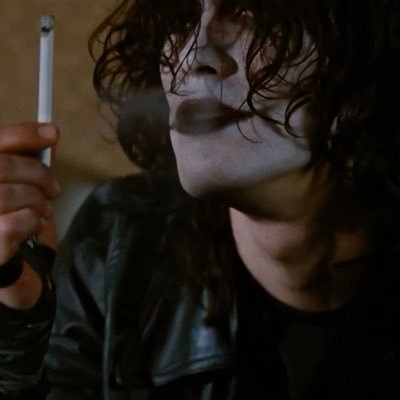 xX_gothix's profile picture. 23 // I am obscene to you, but to myself I simply am.