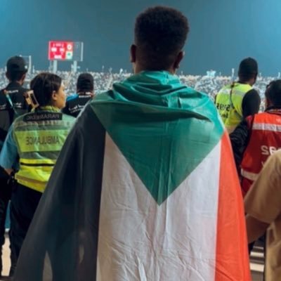 moneeb_mubark's profile picture. 𝐼𝐷𝑂, 𝑡ℎ𝑒𝑦 ℎ𝑎𝑡𝑒𝑛 ☺︎︎