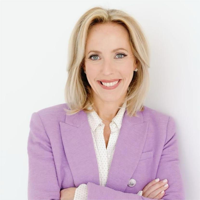 Jakub9829134874's profile picture. Play it cool in this fall style that’s so fresh; you’d never guess it’s been in your closet for years.