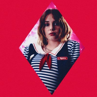 ROBINlSMS's profile picture. ➹ 𝐃𝐚𝐦𝐧, 𝐈 𝐜𝐚𝐧’𝐭 𝐫𝐞𝐬𝐢𝐬𝐭 𝐭𝐡𝐞 𝒟𝐸𝒱𝐼𝐿 𝐢𝐧 𝐲𝐨𝐮𝐫 𝐞𝐲𝐞𝐬 ➷ | FAKE / PARODY NOT MAYA HAWKE