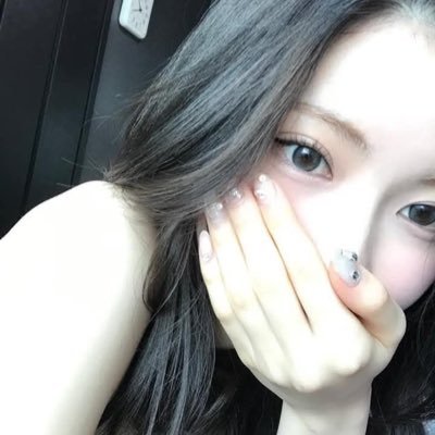 asinz's profile picture. belar ♥︎