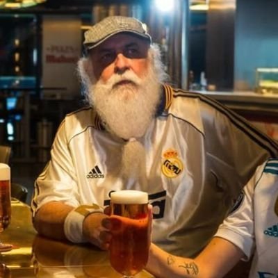 JanSoloSoy's profile picture. Extra,Actor,Madridista-InsigniaOroyBrillantes,Hitchcock,BladeRunner,2001,Warie,Trekkie,Ringer,⛰️⛰️,Lostie,Alan Parsons, Beatles,Ψ, BSO,Cinéfilo,papá y Católico