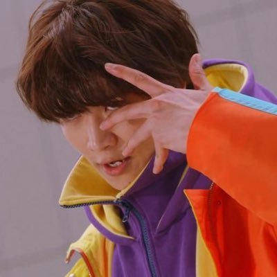 zeronos765's profile picture. meow