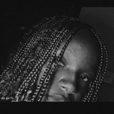 ella_inspo's profile picture. selectively chaotic🦋| @LFC | @bilish fan