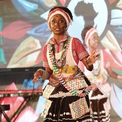 Mukondli's profile picture. Software developer • Law student • African languages — https://t.co/dmGAgmrZoc https://t.co/ZETTDmddUF