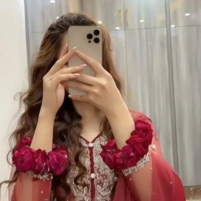 nuuriqbal1994's profile picture. 🌿 Simple & Thoughtful

Curious mind | Learning from people, places & patterns.
Observer of society. Student of life.
Collecting stories, studying the world.