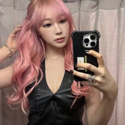 junseopic's profile picture. ˆㅅˆ冬 i like girl groups and ald1