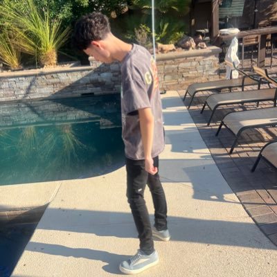 zaytrell's profile picture. 