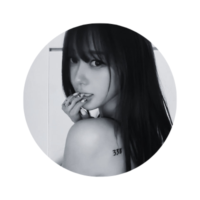 Noctamore's profile picture. Behind the curtains of an intimate space. We embrace your elegant allure ❦. Noctamò captures your finest Expression ❧. Visuals painted in velvet softness.