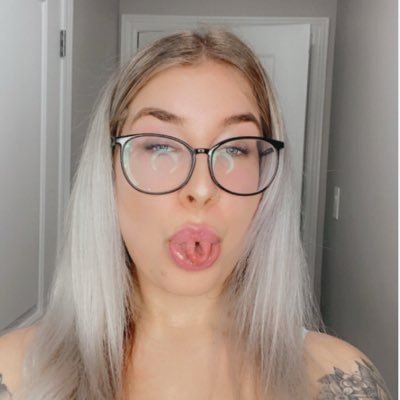 BrettyJenn71556's profile picture. 