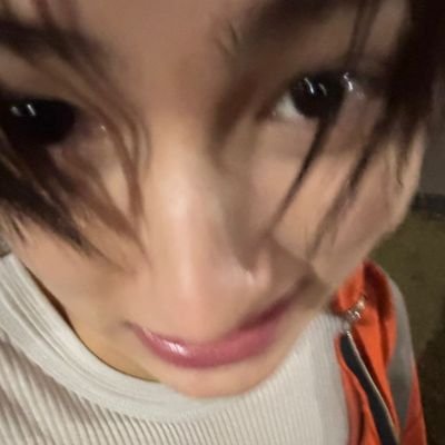 eomnoko's profile picture. seonghyeon itu shinchan!!!