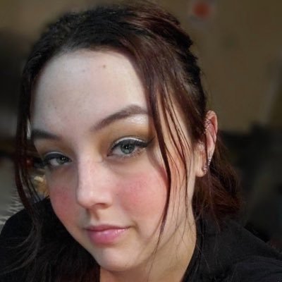 WSleeys90's profile picture. Kind heart, real soul, and ready for something genuine. Let’s build something meaningful.🌺🌚