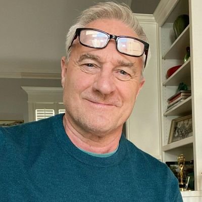 StephenSco68675's profile picture. Well I'm an exciting,thoughtful and compassionate man with a strong passion for life. I'm optimistic and warm and see everyday as a new beginning to life. 😃