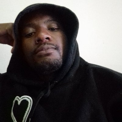 MbavaJob's profile picture. Liverpool supporter